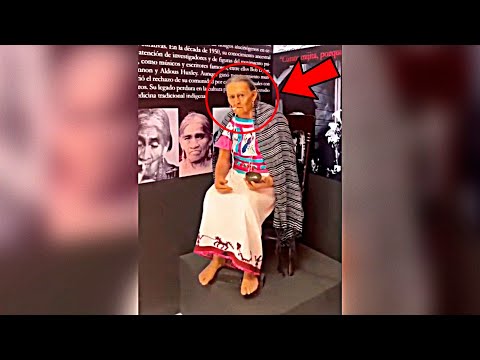 Estatua Mueve la Cabeza y "COBRA VIDA" en el MUSEO de CERA de GUADALAJARA