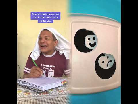 As meninas da minha sala brincavam disso 😹😹😹😹 #meme #naescola #temposdeescola #escolapublica