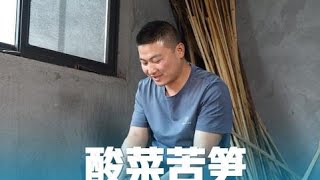 思雨要把家里的冰箱清一清，你家有没有同款呀！ #我的乡村生活 #妈妈的冰箱 #乡村味道 #幺妈和幺叔