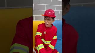 LNF - Anh lính cứu hoả hét lên vì bị dẫm vào chân || Scream from a foot stomp #shorts