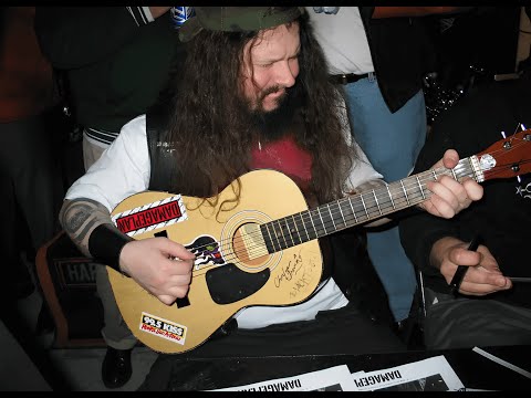 The Genius of This Pantera Riff