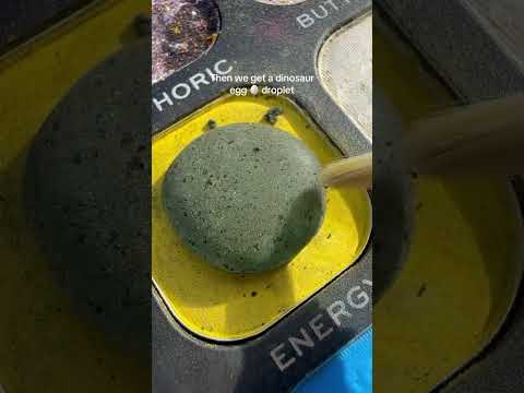 Mixing a black, green and blue droplet 🤨🥚 #droplets #satisfying