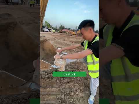 just do this #excavator #lifehacks #tooltips #construction #rcexcavator #popgoo #rctoys #toys #fyp