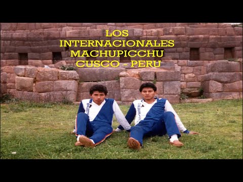 Noche De Luna de Grupo Machupicchu Letra y Video