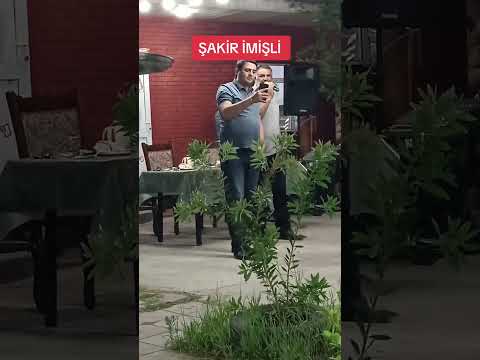 Partdadın getsin Şakir sənətkar olanda heçkim sənətkar deyildi indi baxan yoxdu qardaşa 🤌🏻👍🏻👏🏻