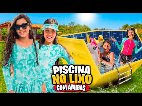CHAMAMOS AMIGAS PARA BRINCAR NA PISCINA DE LIXO QUE NÓS CONSTRUÍMOS *será que elas vão gostar ?