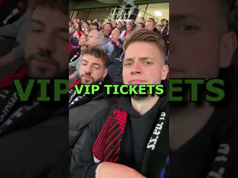 40€ vs 500€ CHAMPIONS LEAGUE TICKETS...  #shorts #fifa23 #fifaultimateteam