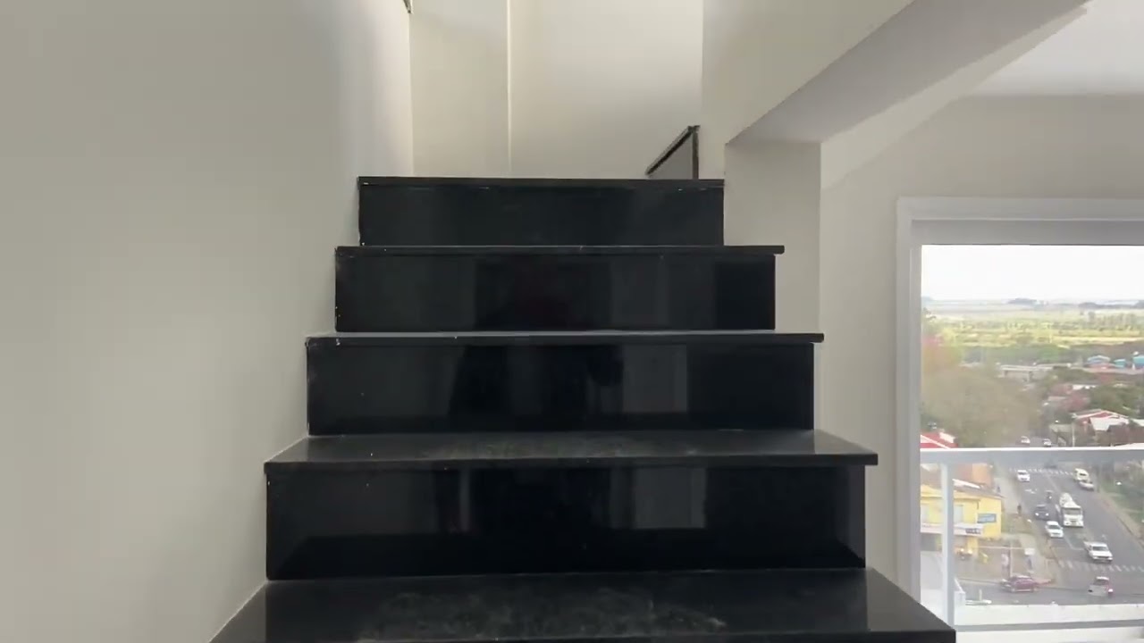 COBERTURA 4 DOR, 2 SUÍTES, ÁGUA QUENTE, ELEVADOR, 2 GARAGENS BAIRRO PATRONATO