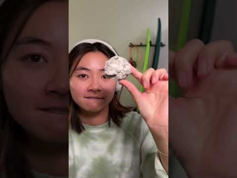 rewax my surfboard with me AGAIN *satisfying