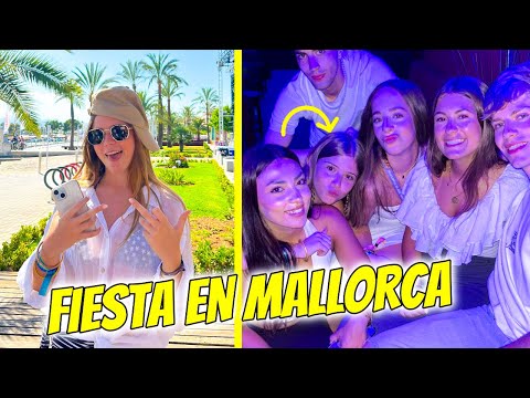 SALGO DE FIESTA CON ANIX Y IRENITA POR MALLORCA DANIELA GO