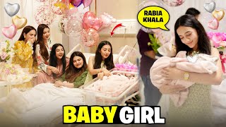 Baby Girl Ko Dekh Kr Sab Emotional Hogye 😭❤️| Special Gifts From Khalas 🥳|Sistrology 