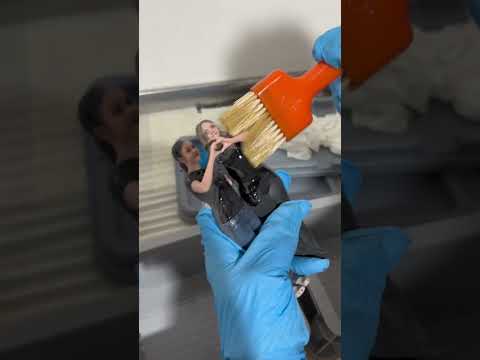 Buying a scanning device can open a figurine shop. #realisticfication #fullcolor3dprinting