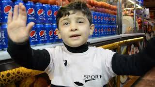 طفل فقير جائع 😥حكى كلام أكبر من عمره 😮