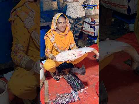 big fish🦈cutting video বড় পাঙ্গাশ মাছ কাটার ভিডিও #fish #fishing #shorts