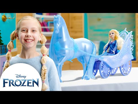 Elsa and Nokk’s Magical Carriage Ride! | Frozen Friends Club