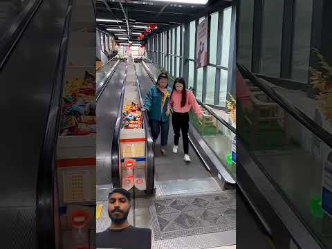 Mom Took the Wrong Side of the Lift 🛗 🤯What Happened Next Will Leave You in Splits 1 ⬆️⬇️