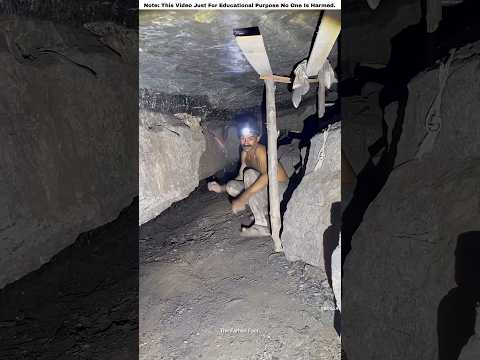 Mine workers' doesn't expect this danger 😱 | #shortvideo