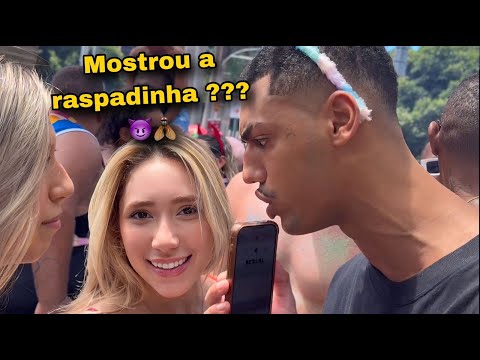 A GATA MOSTROU A RASPADINHA PRO MOSKITÃO NO MEIO DO BLOCO DE CARNAVAL RJ