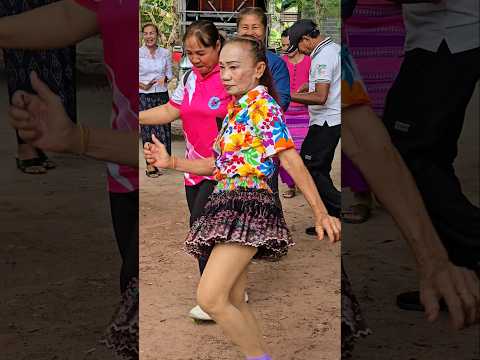 รำวงย้อนยุคบ้านเฮา 2568