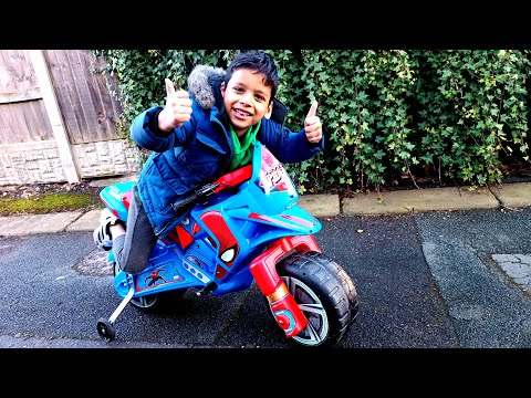 Little boy on Spiderman Bike | Ride On | Power Wheel Toy