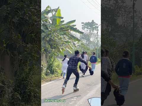 #skating #road #girlreaction #shortvideo #funny #shorts #youtubeshorts #india #viralvideos