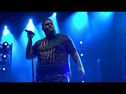 Rag'n'Bone Man - Hard Came The Rain (Budapest, Hungary)