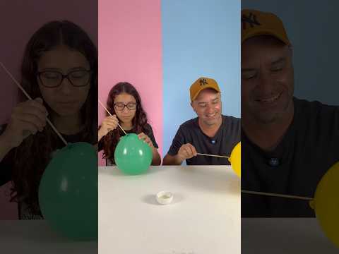 Desafio FURE o BALÃO com um PALITO e NÃO estoure 😱 quem vai ganhar? #challenge #desafio #cores