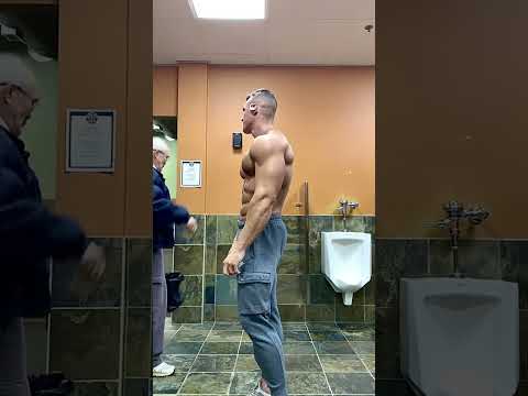 Wholesome gym interaction