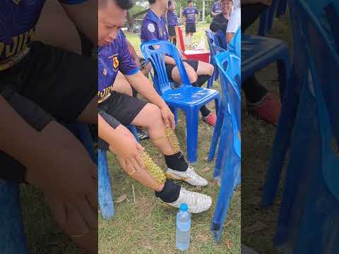 ใบแดงสนับแข้ง ตั้งแต่ยังไม่ลงสนาม กรรมการ กะดาย