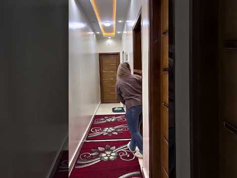 لما تاخدي من اختك البرفان الغالي وتطلعي تجري