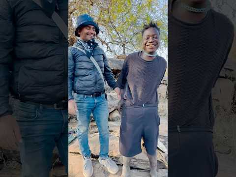 आज मैने Dudukwe को कपड़े गिफ्ट किए बहुत खुश हुआ। #trending #africa #africantribe #comedy #rawdiet