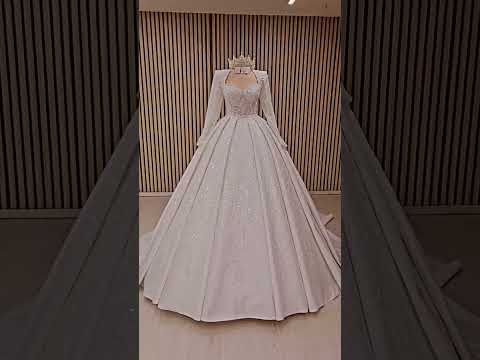 This Queen Fashion Dress Is Taking Over USA Weddings in 2025 👰💍 #shorts  #shortsvideo #shortfeed