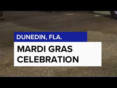 Floats roll through downtown Dunedin for 2026 Mardi Gras celebration
