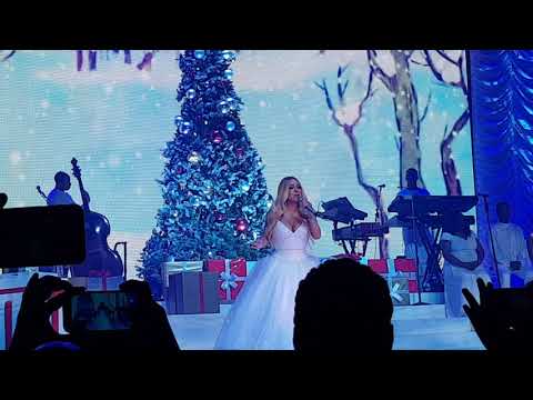 Mariah Carey- Charlie Brown Christmas (live @ Ziggo Dome Amsterdam)