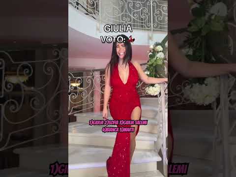 FRANKIE E GIONNY VOTANO LA SFILATA SI GIULIA IARPINI, SOFIA DE ROSE E MARTINELLA #tiktok #perte