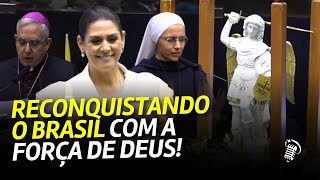 MOMENTO DA ENTRADA DE SÃO MIGUEL ARCANJO NO CONGRESSO NACIONAL