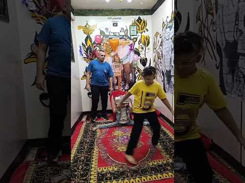 تورته الاحتفال انا بطلع أنته تنزل #اكسبلور #trending #funny #comedy #viral #shorts #short #fyp