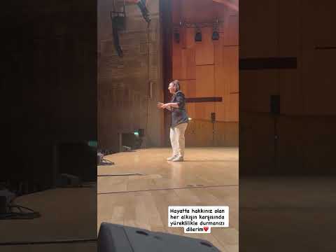 Yasemin Sakallioglu - Stuttgart Almanya Gosterisi