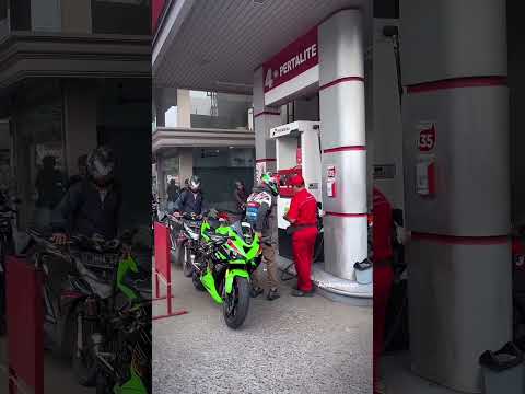 Ya kali motor begini diisi pertalite bisa brebet. #zx6r #pertalite #pertamina