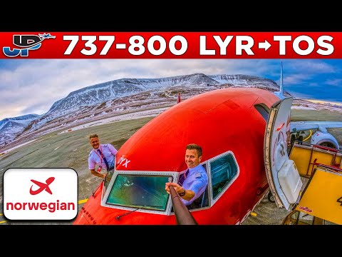 Norwegian Boeing 737-800 Cockpit Longyearbyen🇳🇴 to Tromso🇳🇴