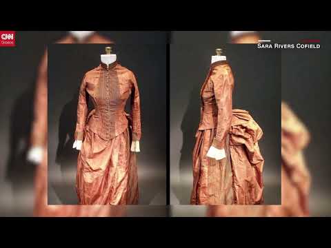 Λύθηκε το μυστήριο μεταξωτού φορέματος του 19ου αιώνα - Το κρυπτογραφημένο μήνυμα