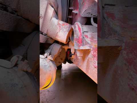 How to Fix a Broken Axle Tube Using This Amazing Technique – Watch till the End #axle #truck #shorts