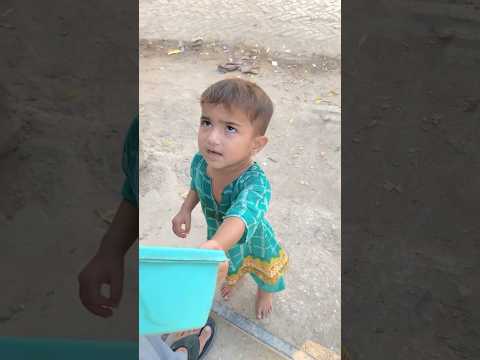 Kisi garib ka Bhala nahin kar sakte to nuksan bhi Na do#viralvideo #youtubeshorts #india
