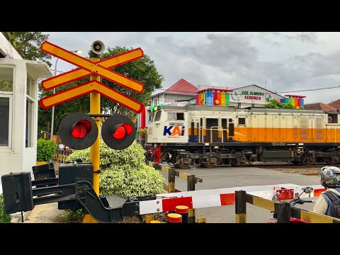 Perlintasan Kereta Api Stasiun Kebumen, Jawa Tengah