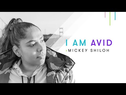 I am Avid — Meet Artist Mickey Shiloh