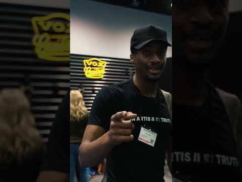 Ron Artis II checks out the new VOX V846 Vintage Wah pedal at NAMM 2024