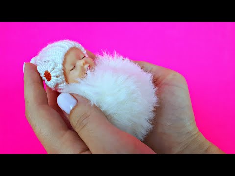 Barbie Mommy and Baby Doll - Morning Routine in the dollhouse