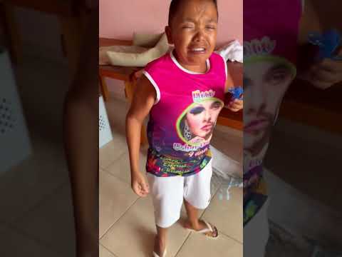 Criança não deixa Pets dormirem 