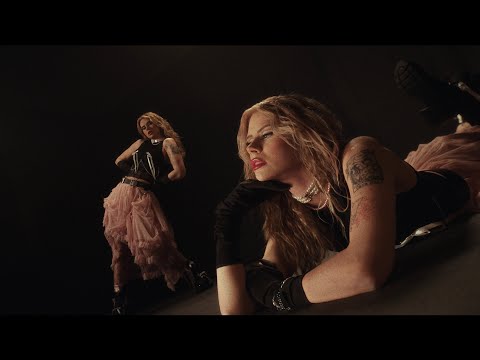 NIKOL - КУКЛА НА КОНЦИ [Official Music Video] 2025