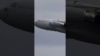 🇦🇺 RAAF C17 takeoff #planespottinglfpo #airportlanding #liveairport #aviation #aviationlovers #art
